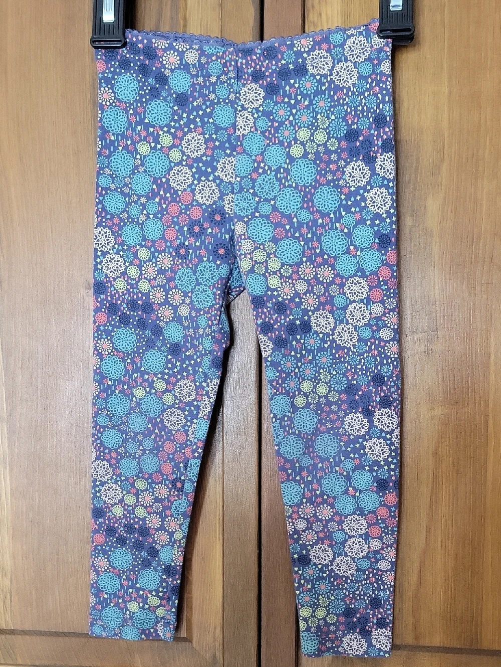 Tea NWOT Girls Legging Set Sz 4T